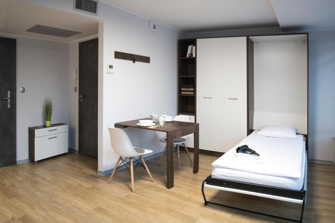 My 1St Place Poznan Aparthotel Kültér fotó